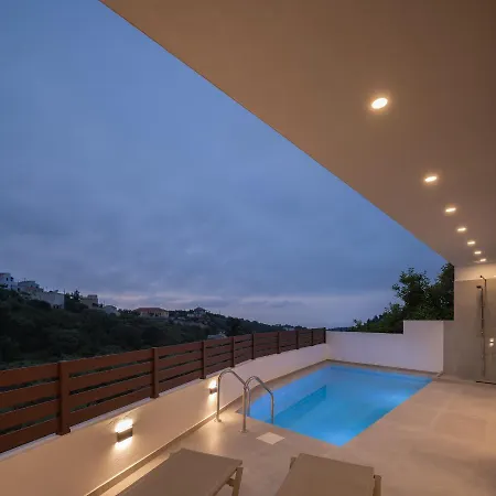 O-Cyanea Villa With Heated Pool Kournas Exterior photo