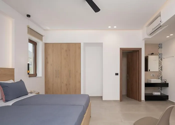 O-Cyanea Villa With Heated Pool