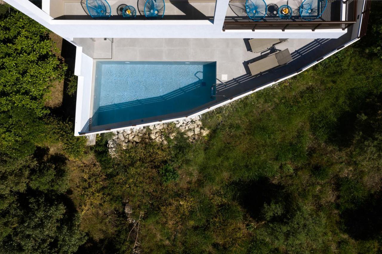 Holiday home O-cyanea With Heated Pool