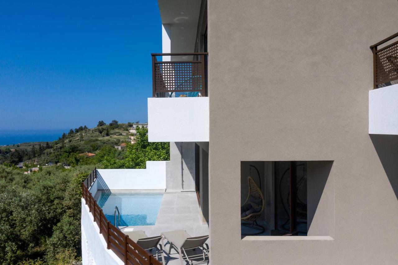 O-cyanea With Heated Pool *